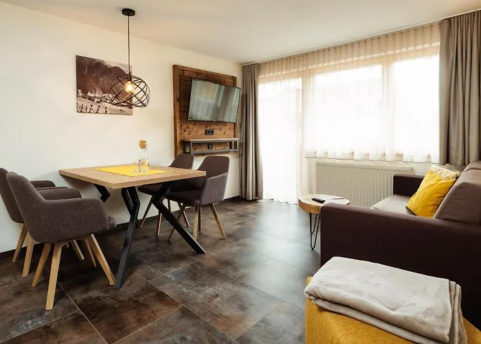 Garni Hax'n Tenne سيرفاوس