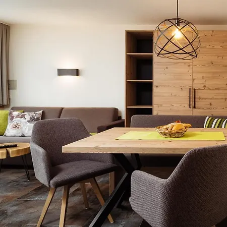 Apart Garni Hax'n Tenne Apartment Serfaus